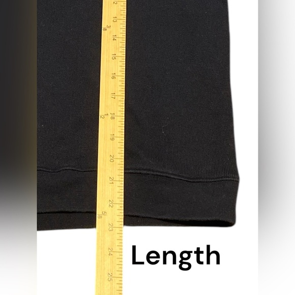 Cutter & Buck women’s cotton sweater size Medium
BIN 31 - Picture 5 of 8